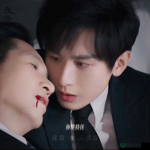 多男主 1v3 军婚：三位军人男主与女主的独特情感纠葛故事