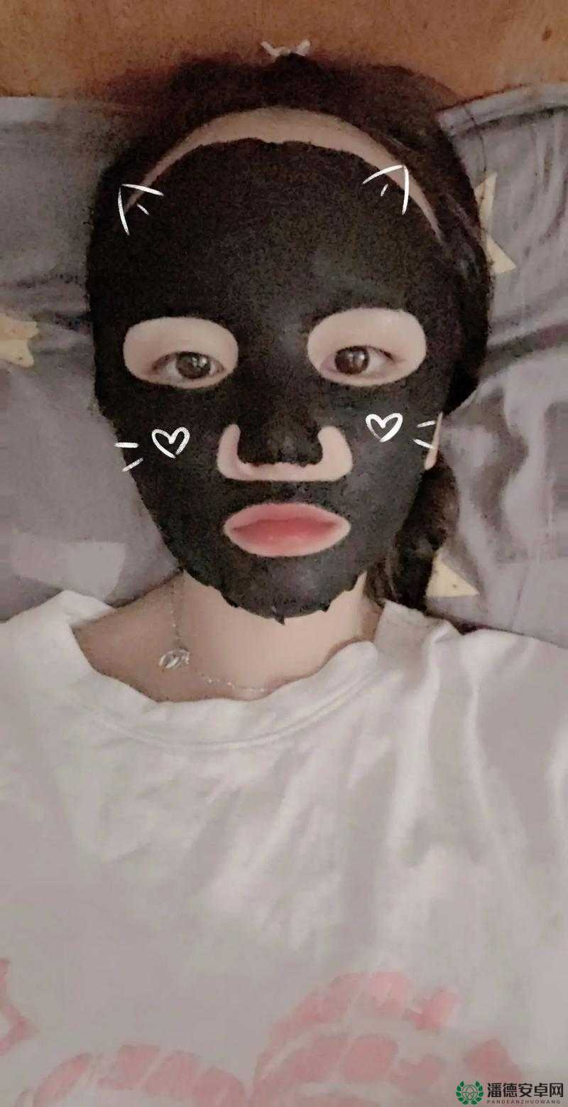 真人出水：一面膜胸口与一面膜下部位的奇妙呈现