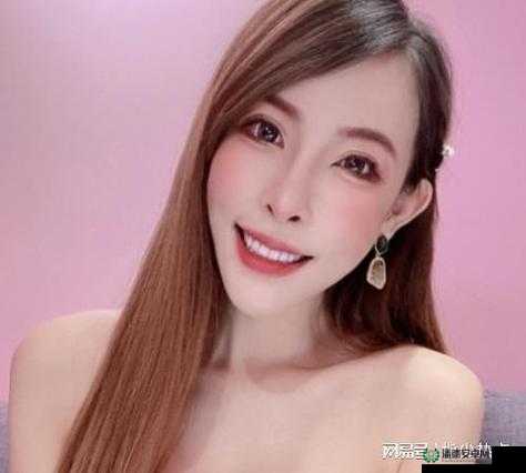 中文字幕传媒孟若羽苏语棠大巴车：车内激情引发的网络热议