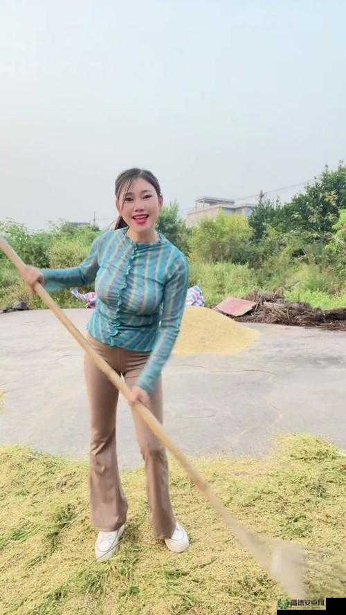 FreeeXxXxX×女性农民：展现别样的乡村女性力量与风采