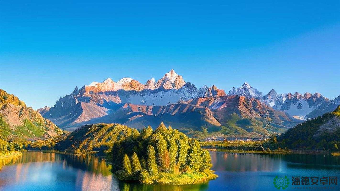 又白又大的两座峰：令人心驰神往的绝美自然景观